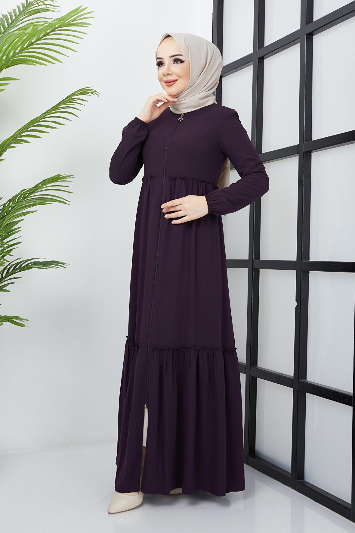 Büzgü Detaylı Mürdüm Ferace 